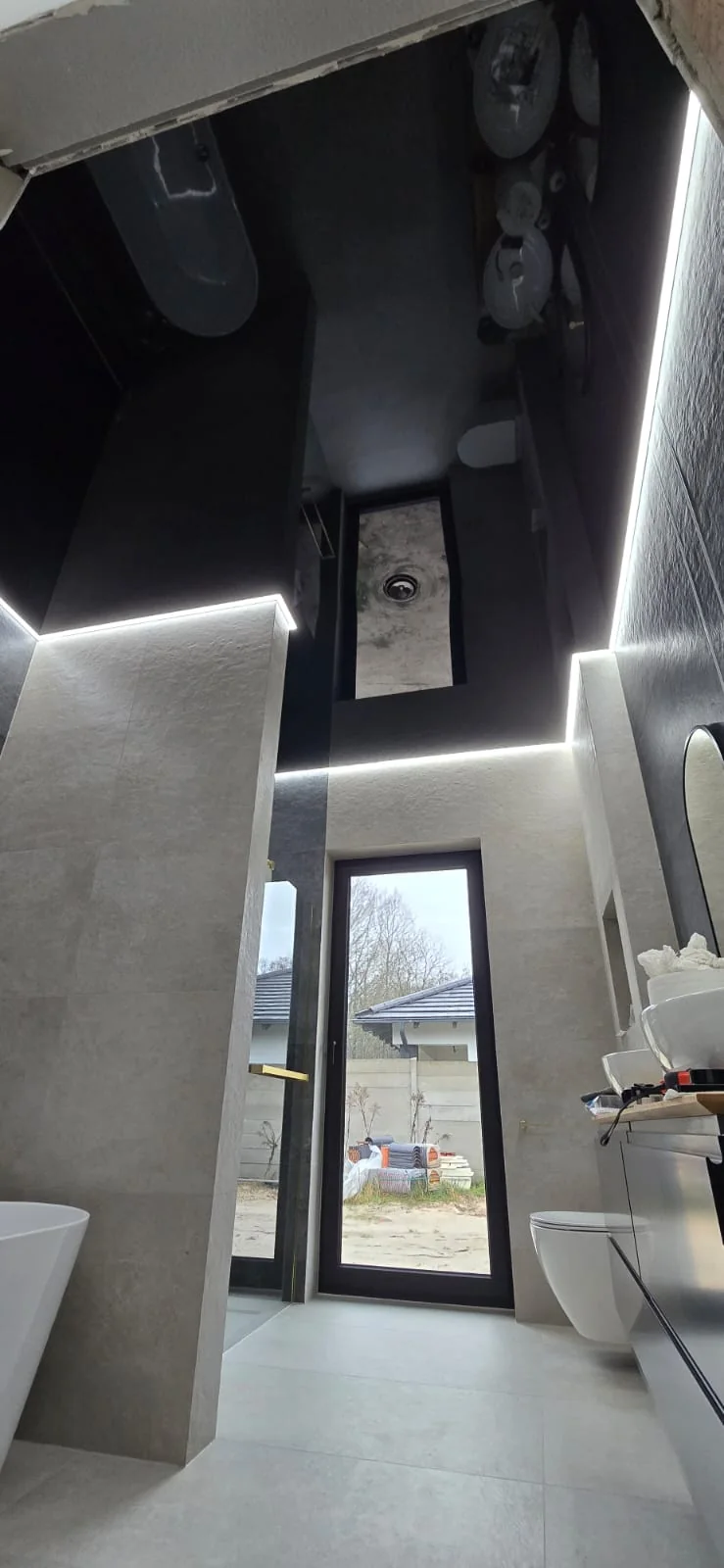 Realizacja sufitu napinanego Samantha-Bau - zdjęcie 45