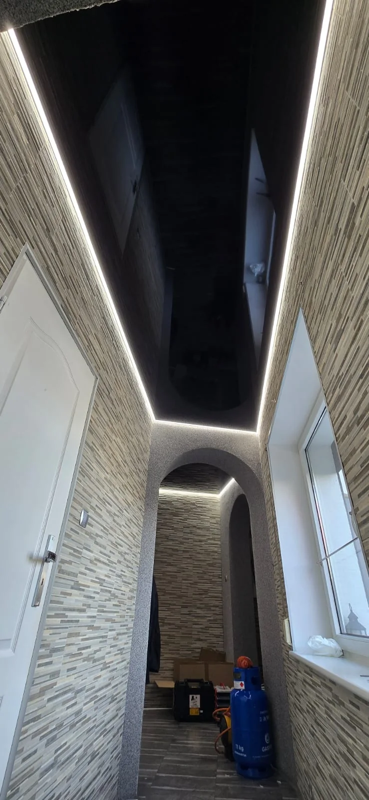 Realizacja sufitu napinanego Samantha-Bau - zdjęcie 89
